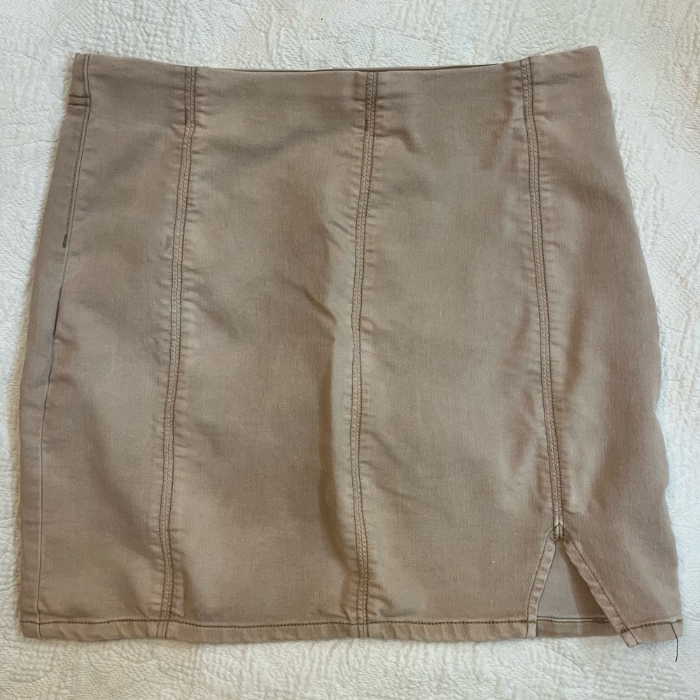 FREE PEOPLE tan mini skirt LARGE